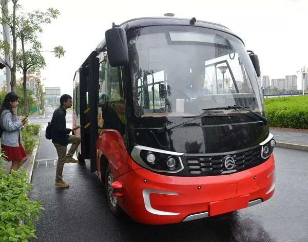 Golden Dragon Rolls Out 5G Autonomous Driving Bus Services 
